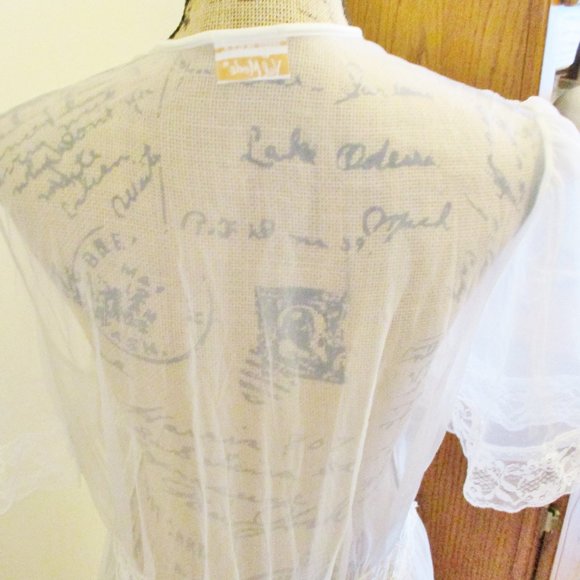 Vintage Val Mode Women's Negligee Peignoir Robe White Lace Bodice w/Tie Close, M - Picture 9 of 14